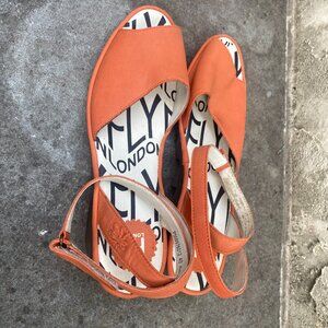 Fly London Peach Sandals size 40 (9 US)